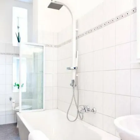 Ferienwohnung The Hidden Pearl Berlin Exterior foto